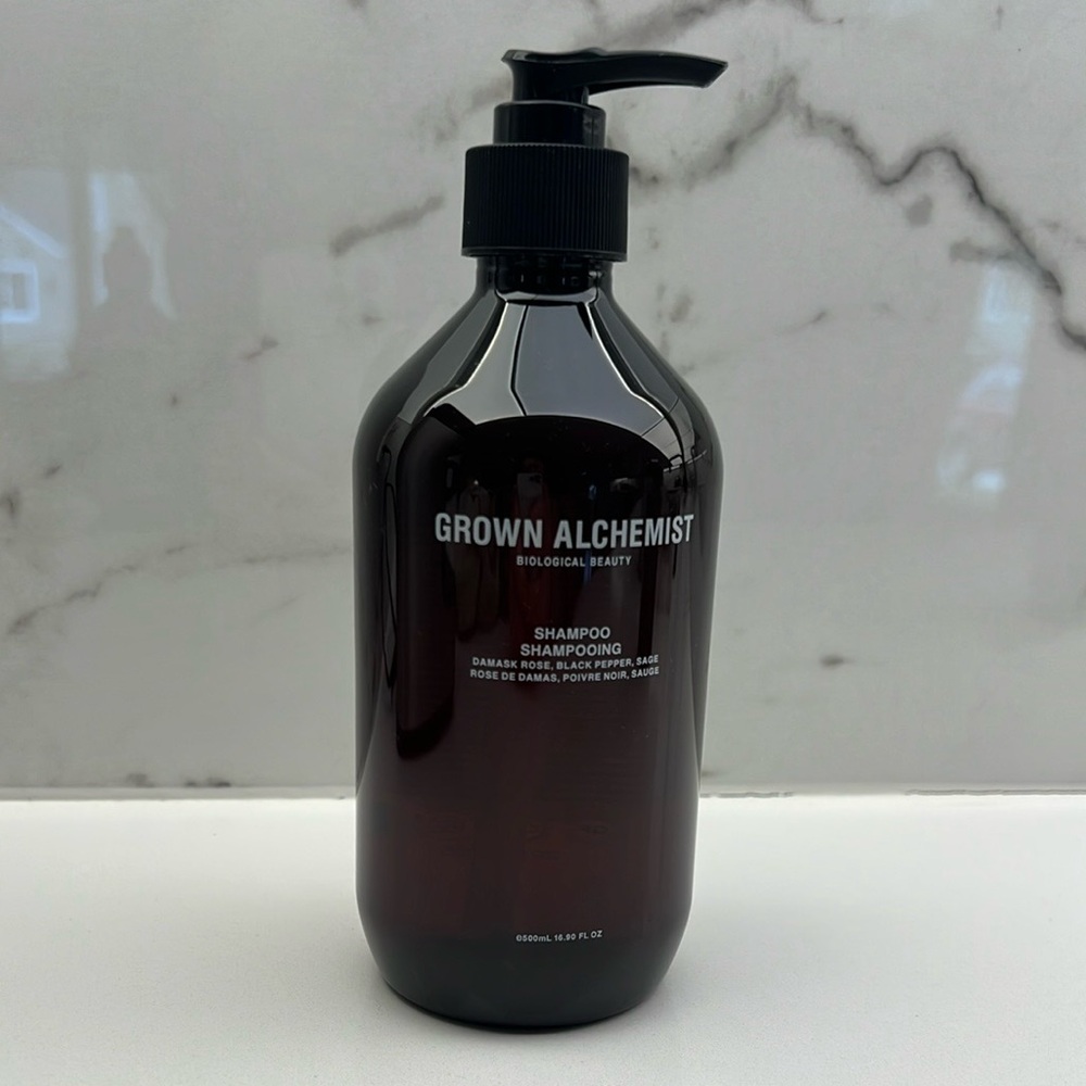Grown Alchemist | Damask Rose, Black Pepper, Sage Shampoo